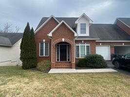 featured image of 2359 Wolf Run