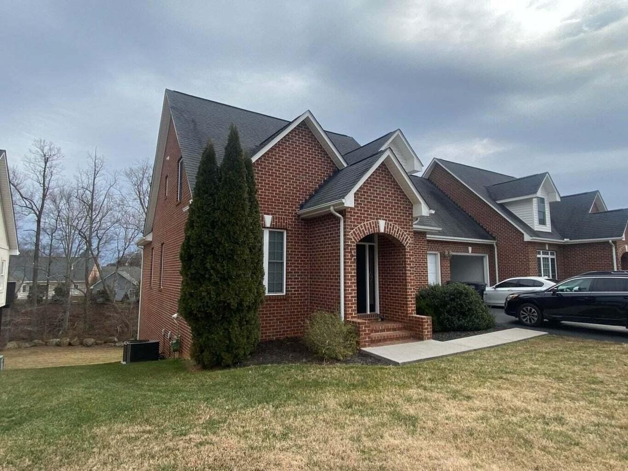 2359 Wolf Run - Photo 2 of 22