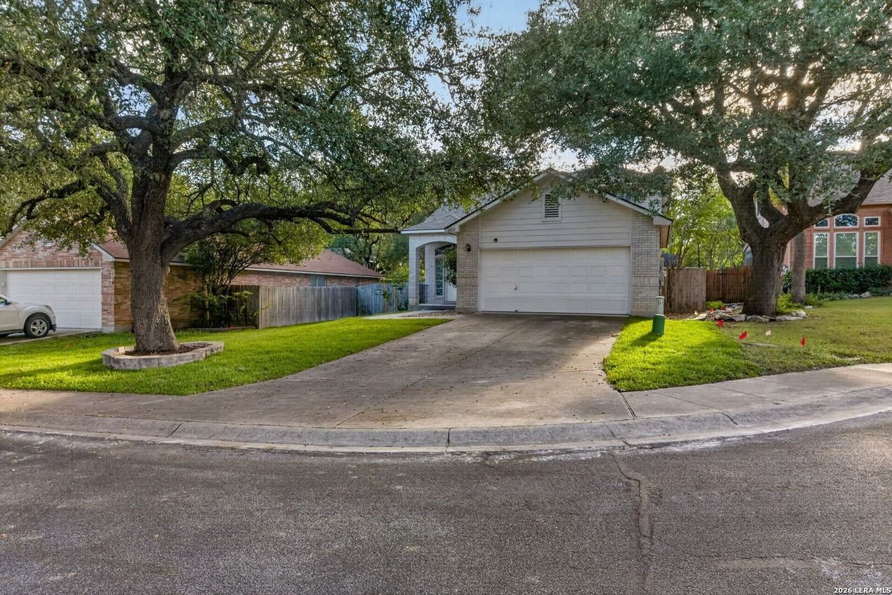 2829 Berry Trce - Photo 2 of 33