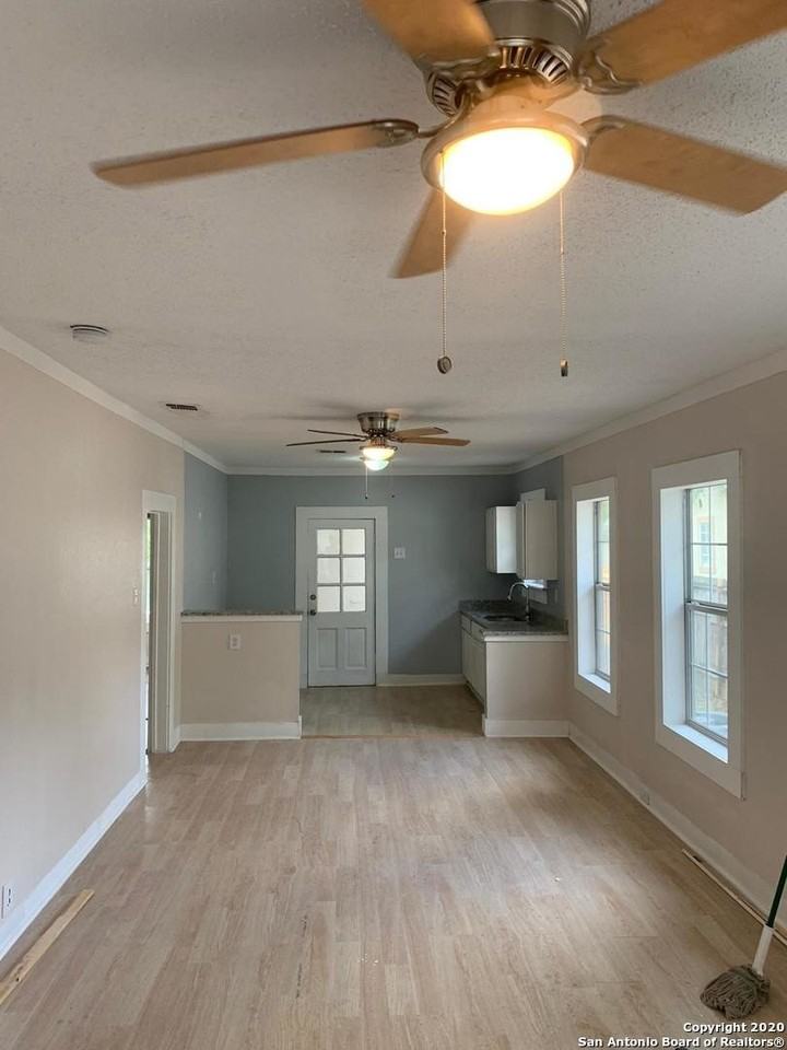 1334 Clower - Photo 5 of 15