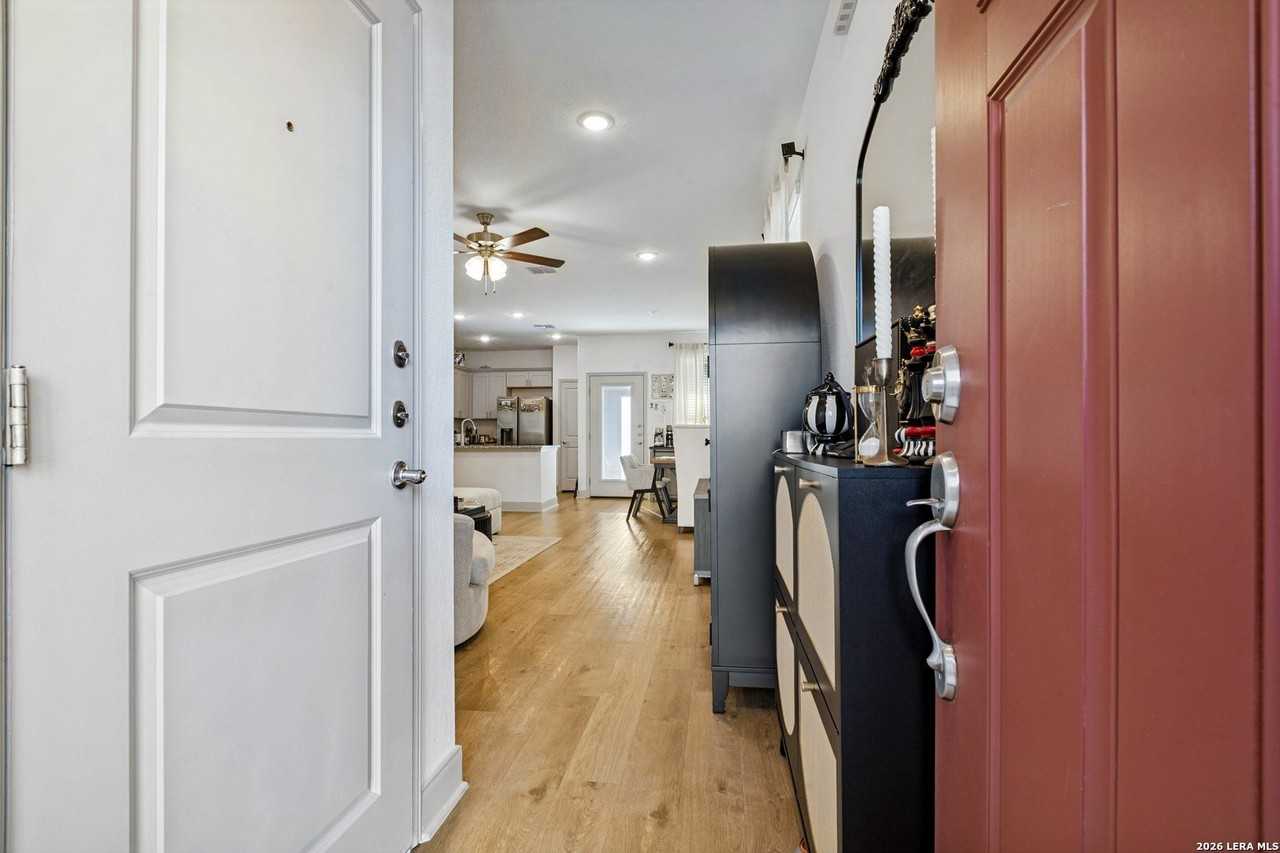 7533 Briarwood Pass - Photo 4 of 25