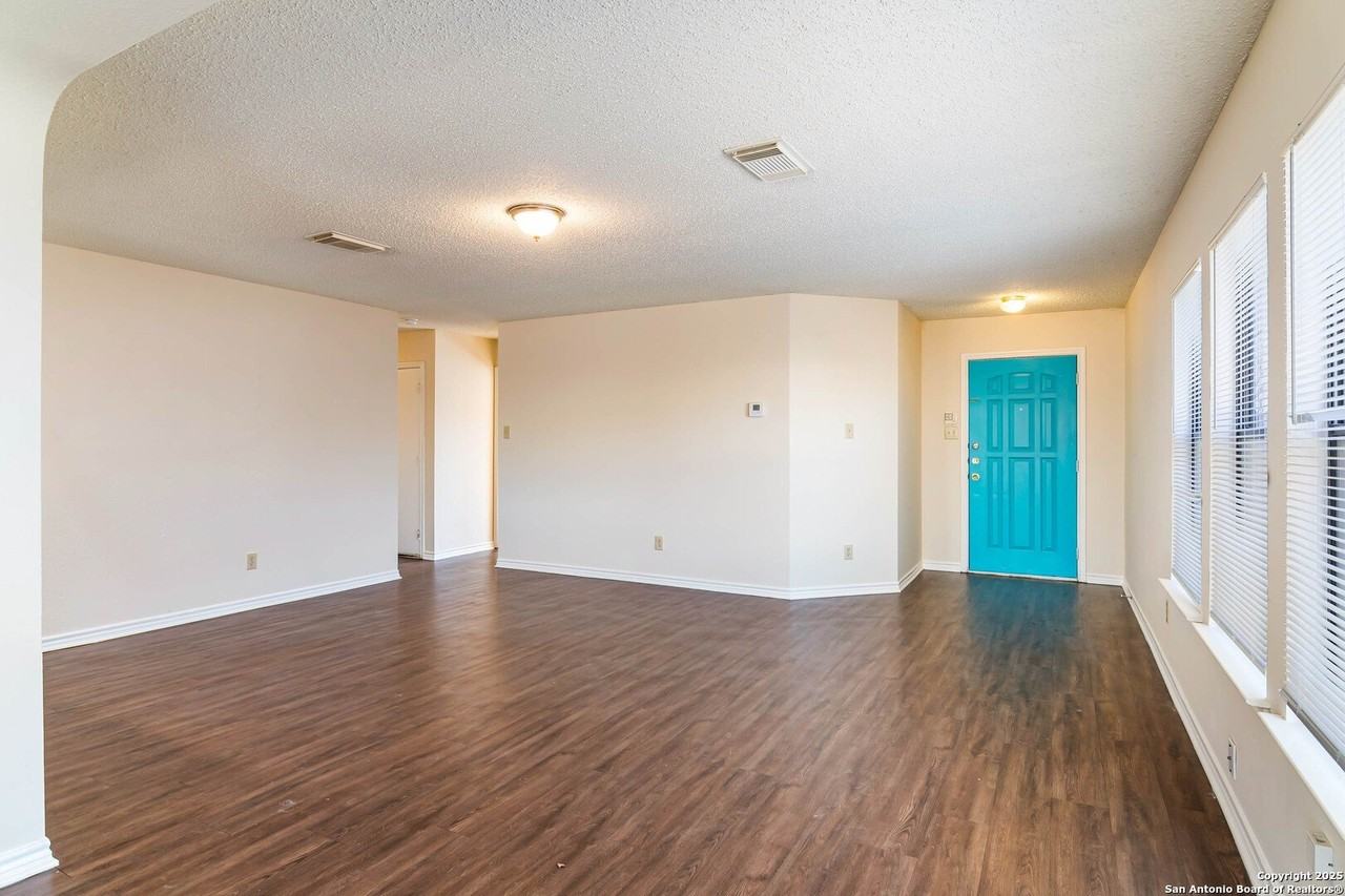 5015 Shara Mist - Photo 5 of 18