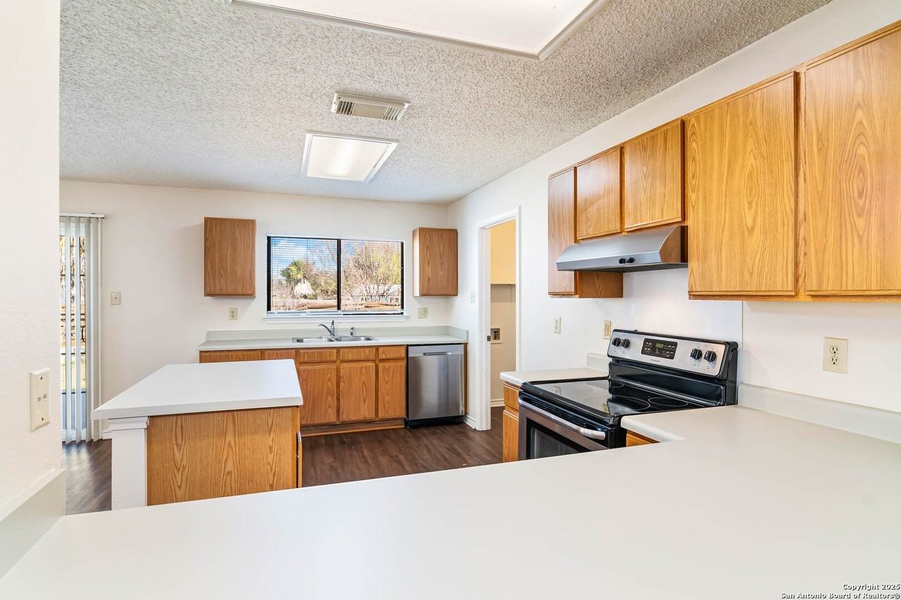 5015 Shara Mist - Photo 6 of 18