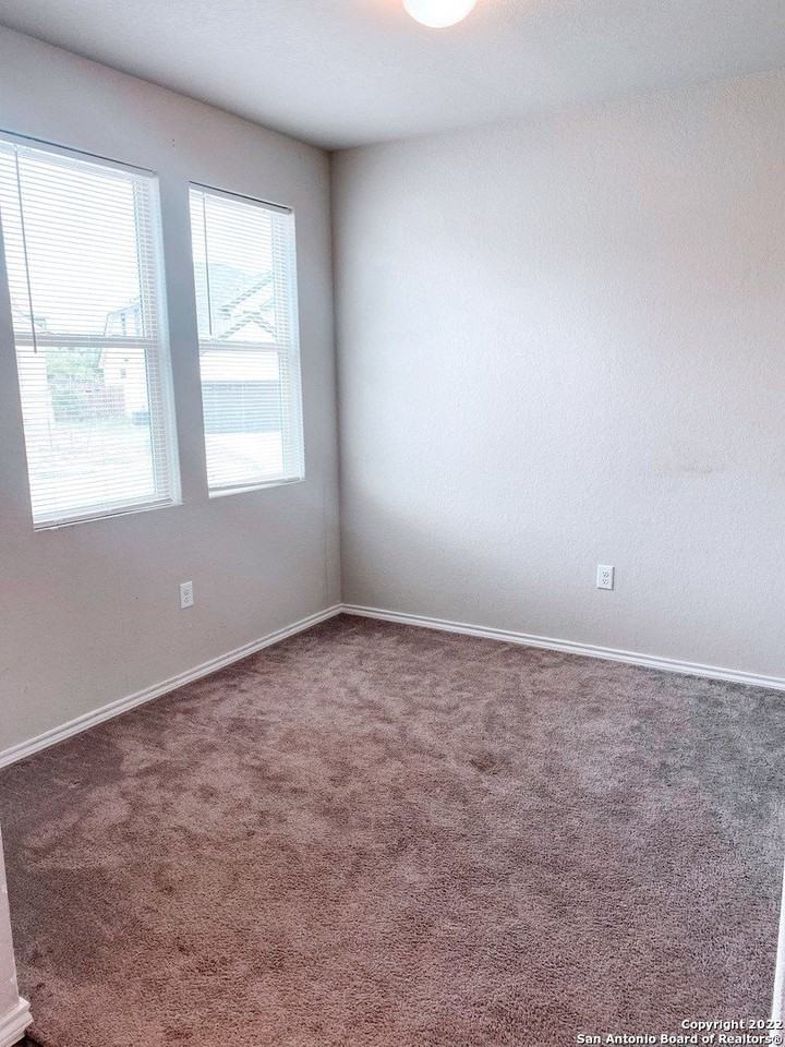 6802 Freedom Hls - Photo 2 of 22