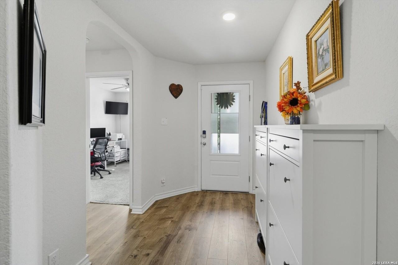 13515 Ailey Knl - Photo 4 of 27