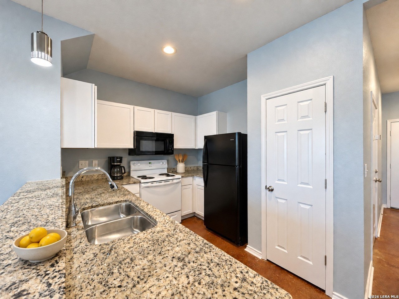 6918 Crestway Rd #2 - Photo 3 of 39