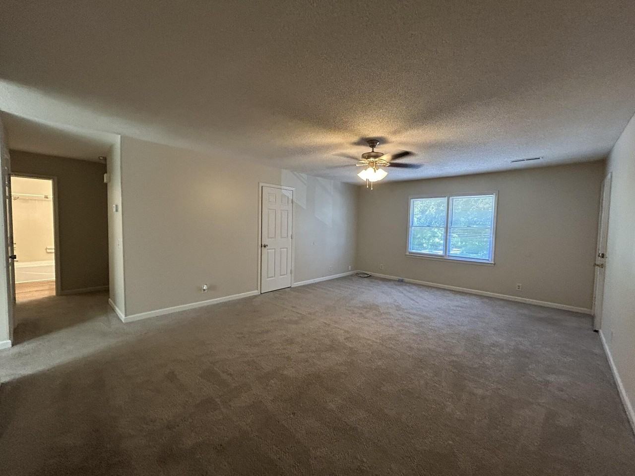 164 Gertrude Dr - Photo 2 of 20