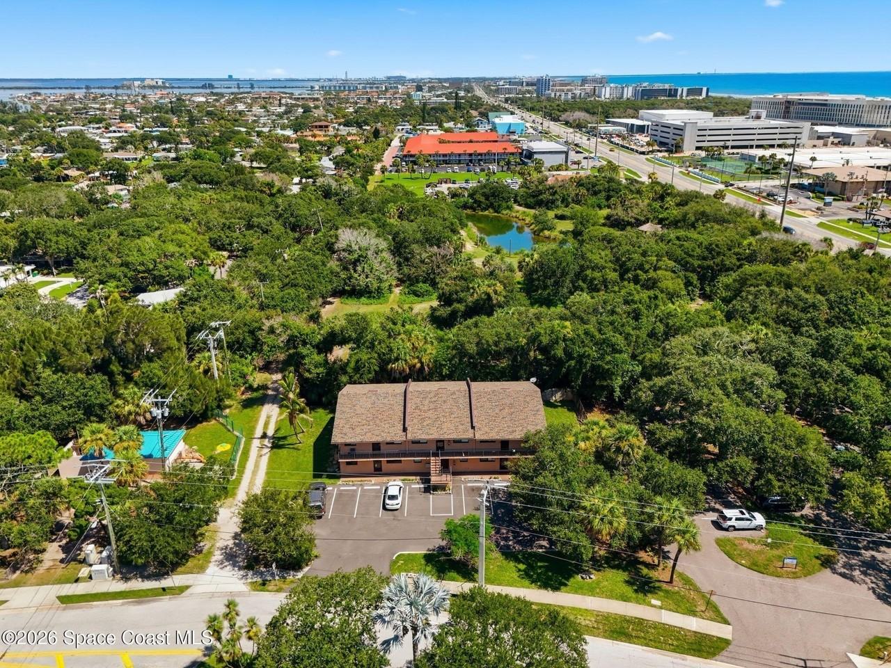 201 Cocoa Isles Blvd #1 - Photo 4 of 41