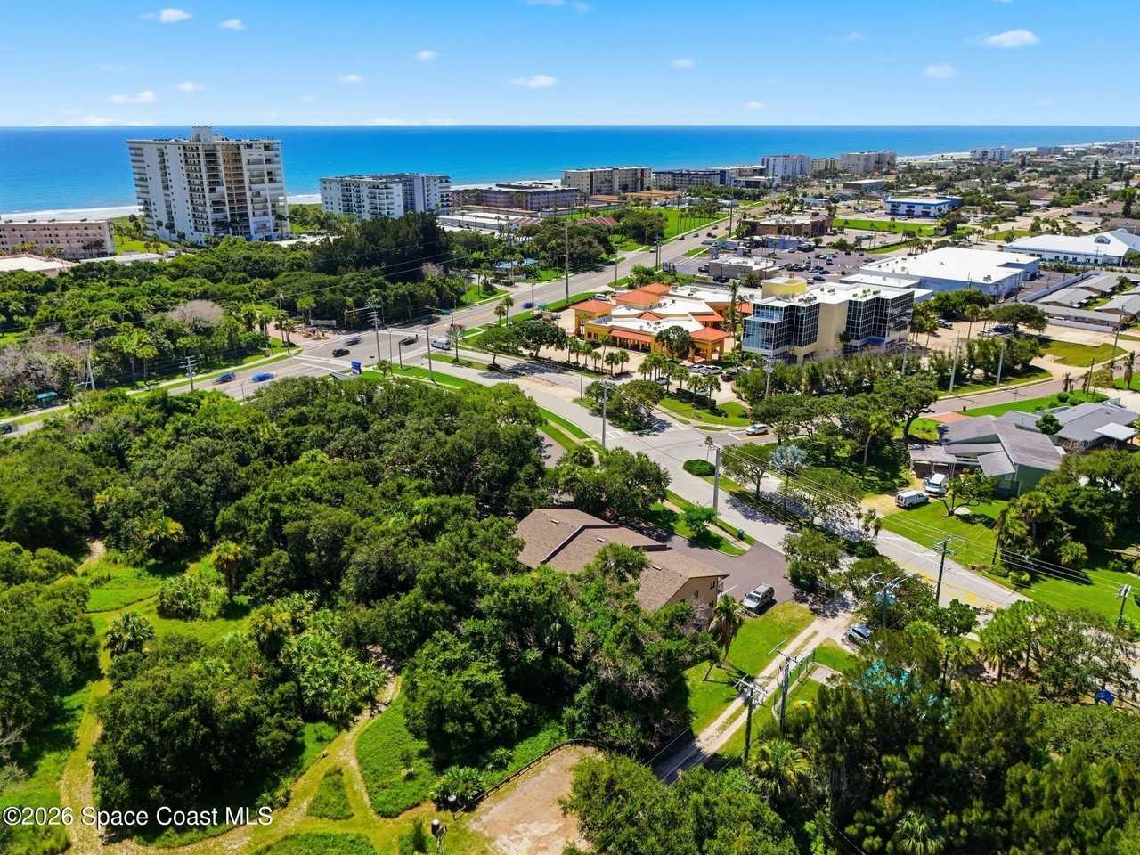 201 Cocoa Isles Blvd #1 - Photo 5 of 41