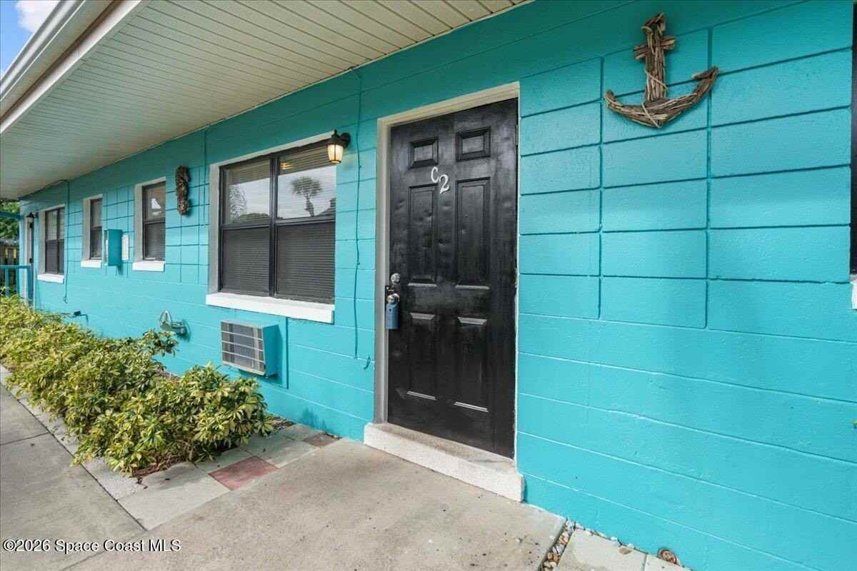 114 Buchanan Ave #C2 - Photo 3 of 38