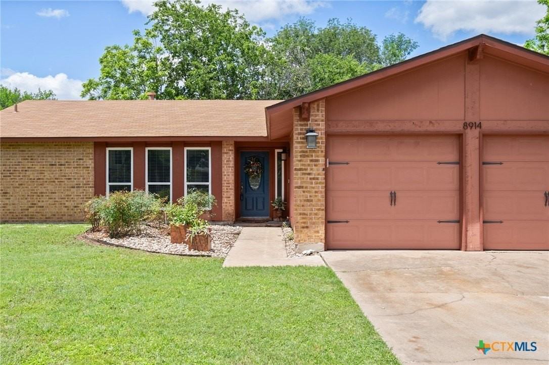 8914 Sparkling Creek Dr - Photo 3 of 29