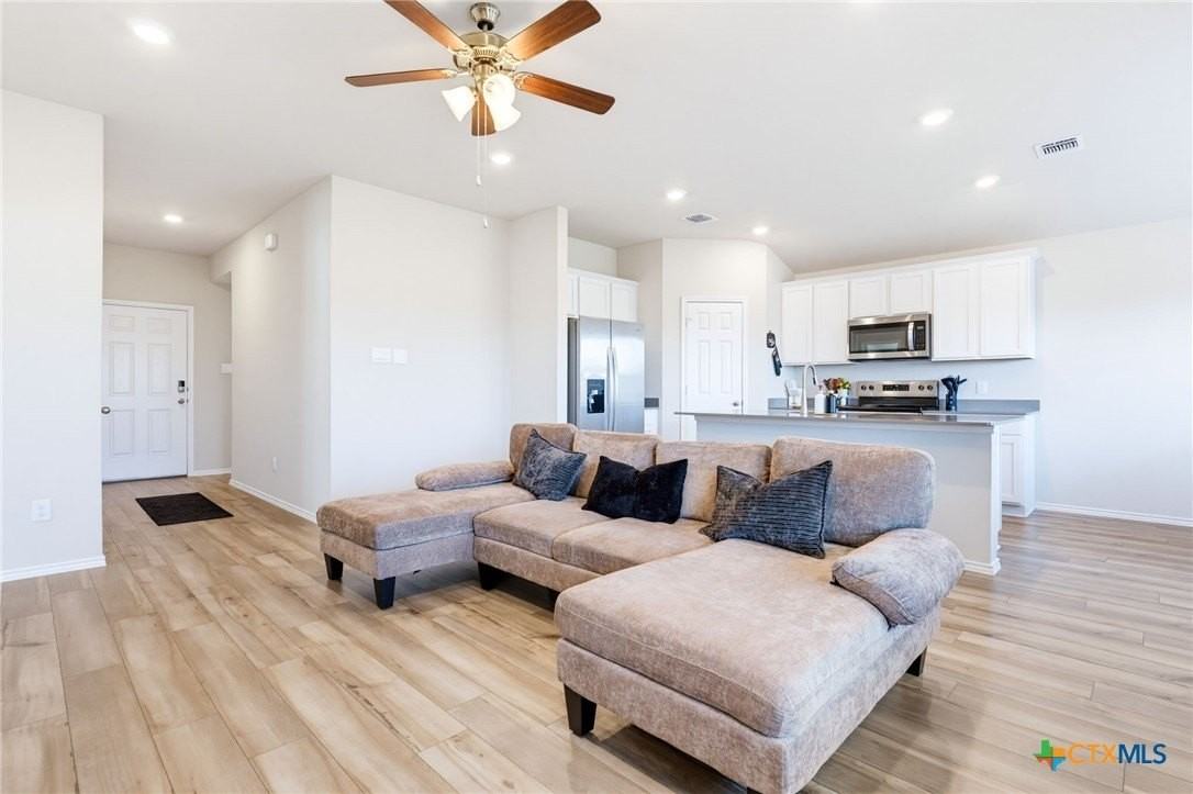 7100 Fread Dr - Photo 4 of 15