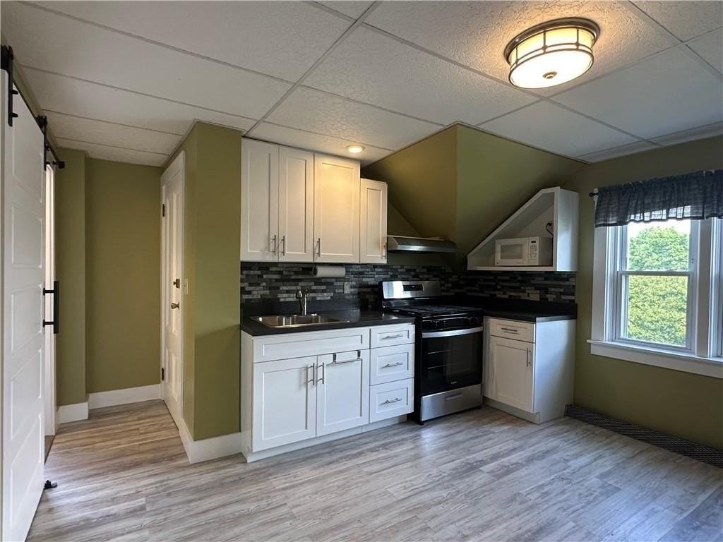 296 Canonicus St - Photo 2 of 28
