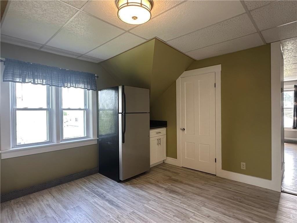 296 Canonicus St - Photo 6 of 28