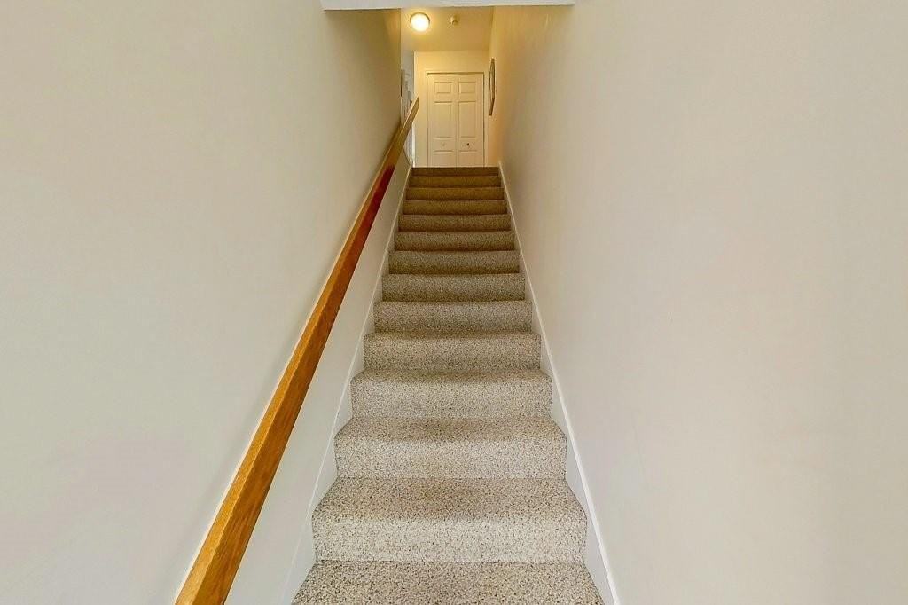 214 Goddard Row - Photo 2 of 26