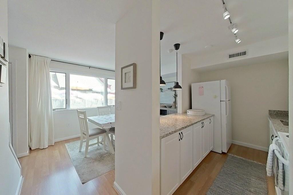 214 Goddard Row - Photo 4 of 26
