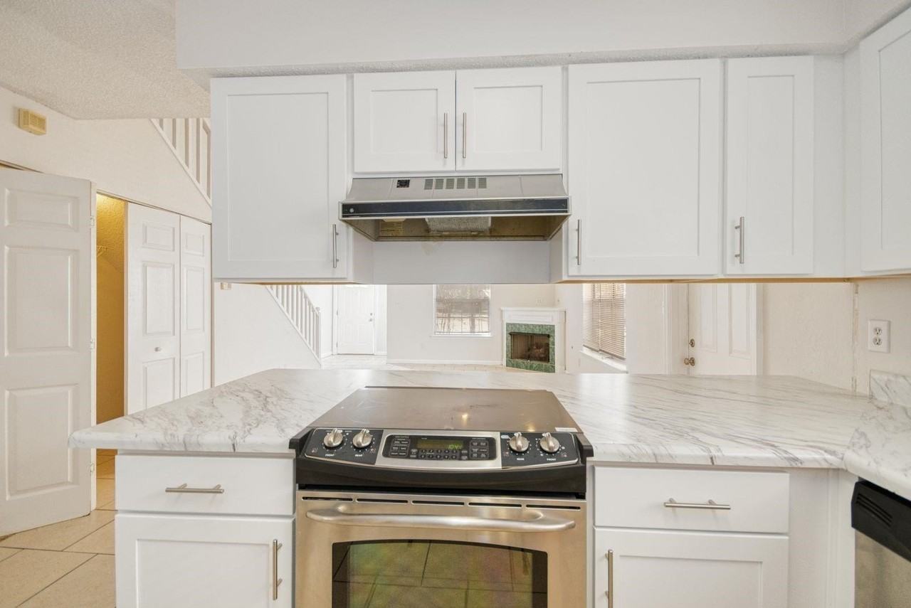 3464 Daylily Ln - Photo 4 of 22