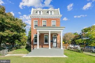401 Shepherd St Nw - Photo 1 of 1
