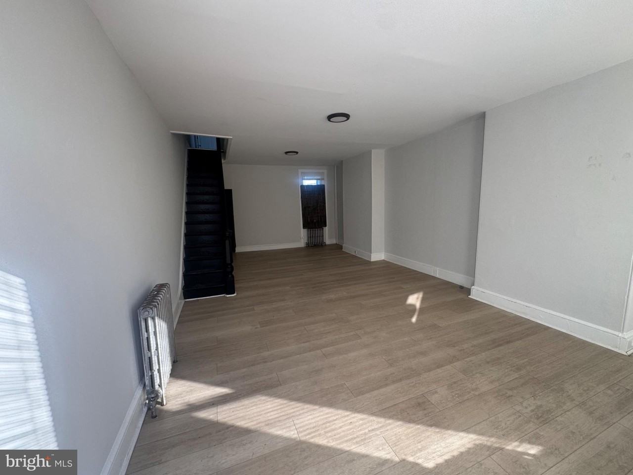 104 N Franklin St - Photo 2 of 9