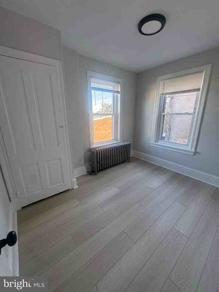 104 N Franklin St - Photo 6 of 9