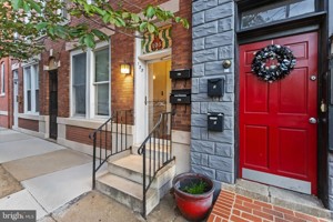 featured image of 105 E West St #B