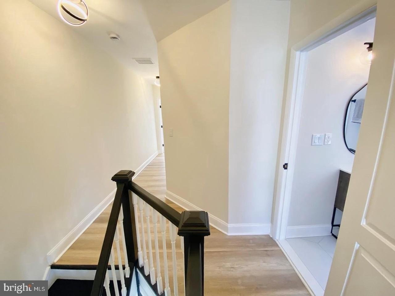 4003 Oakford Ave - Photo 7 of 31