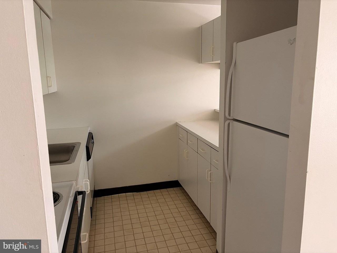 616 S Charles St #R34 - Photo 6 of 19