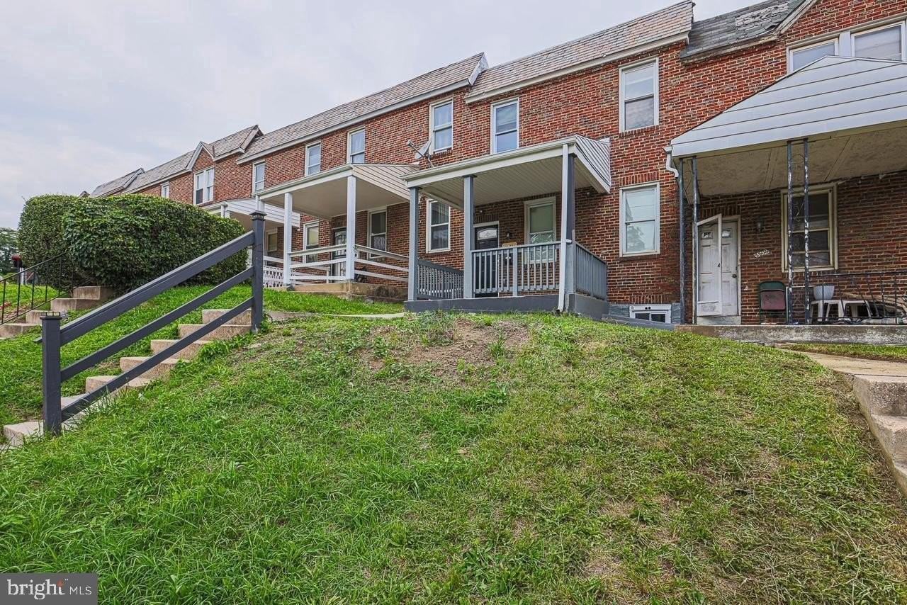 2506 W Cold Spring Ln - Photo 2 of 23