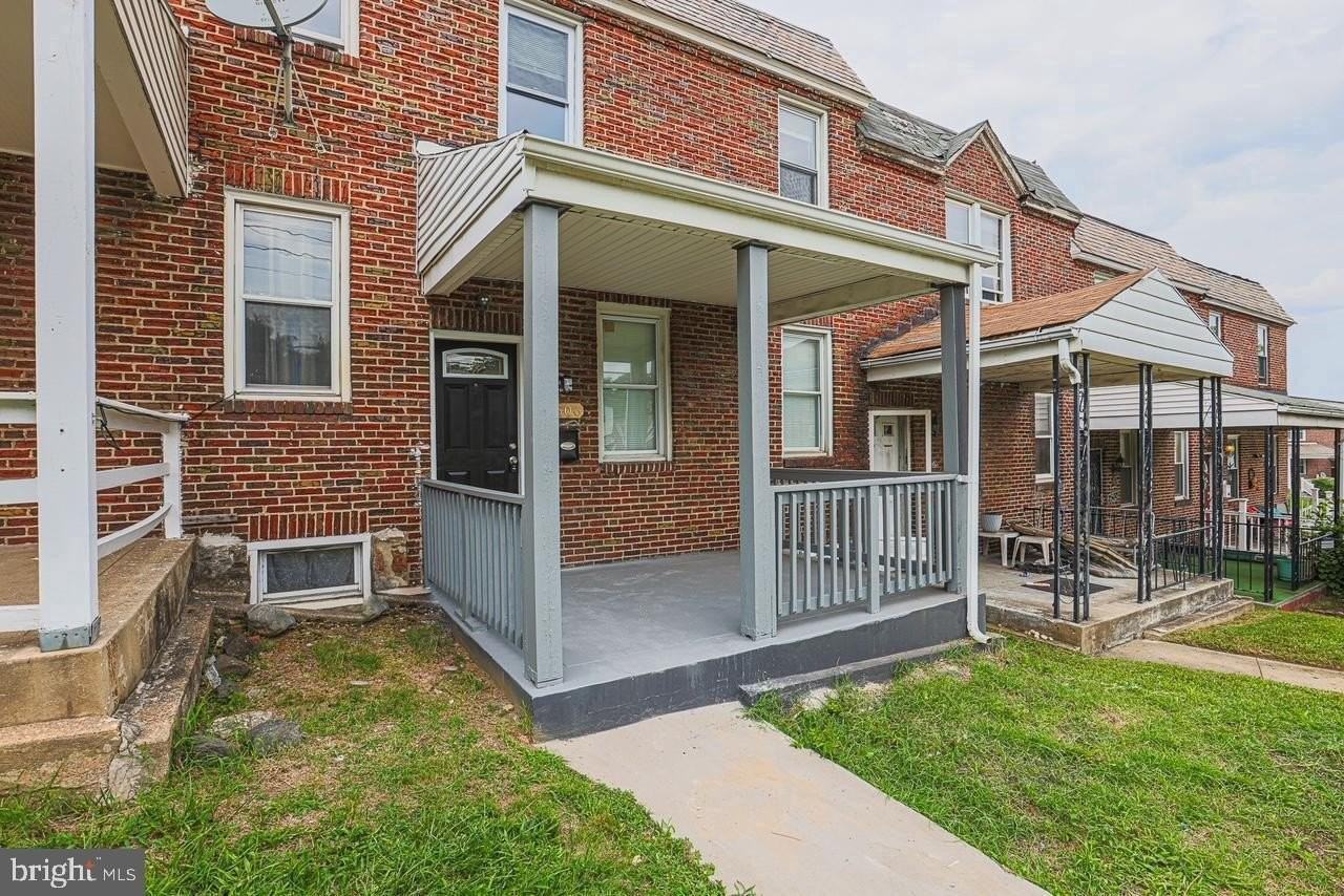 2506 W Cold Spring Ln - Photo 4 of 23