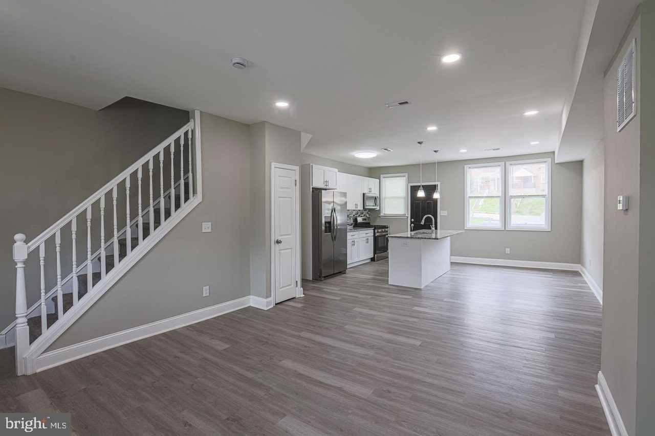 2506 W Cold Spring Ln - Photo 7 of 23