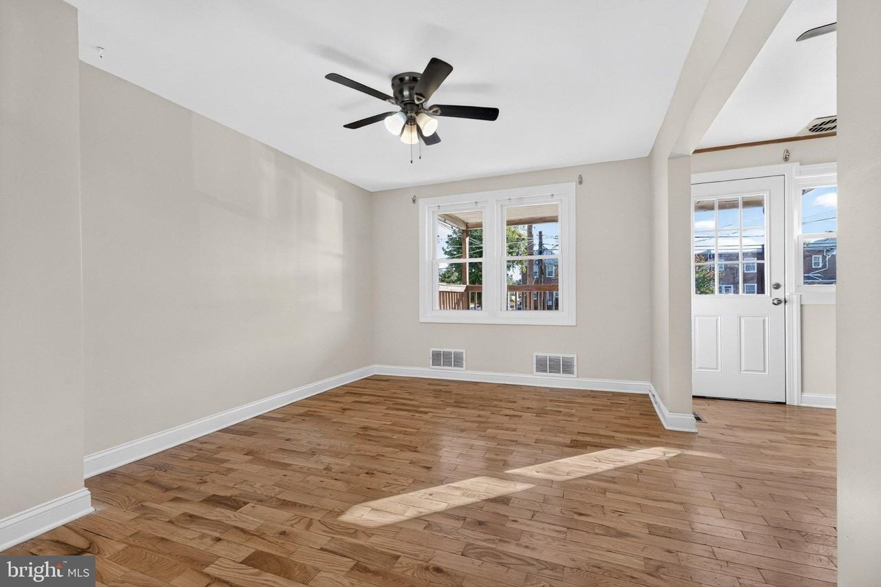 7531 Holabird Ave - Photo 6 of 30