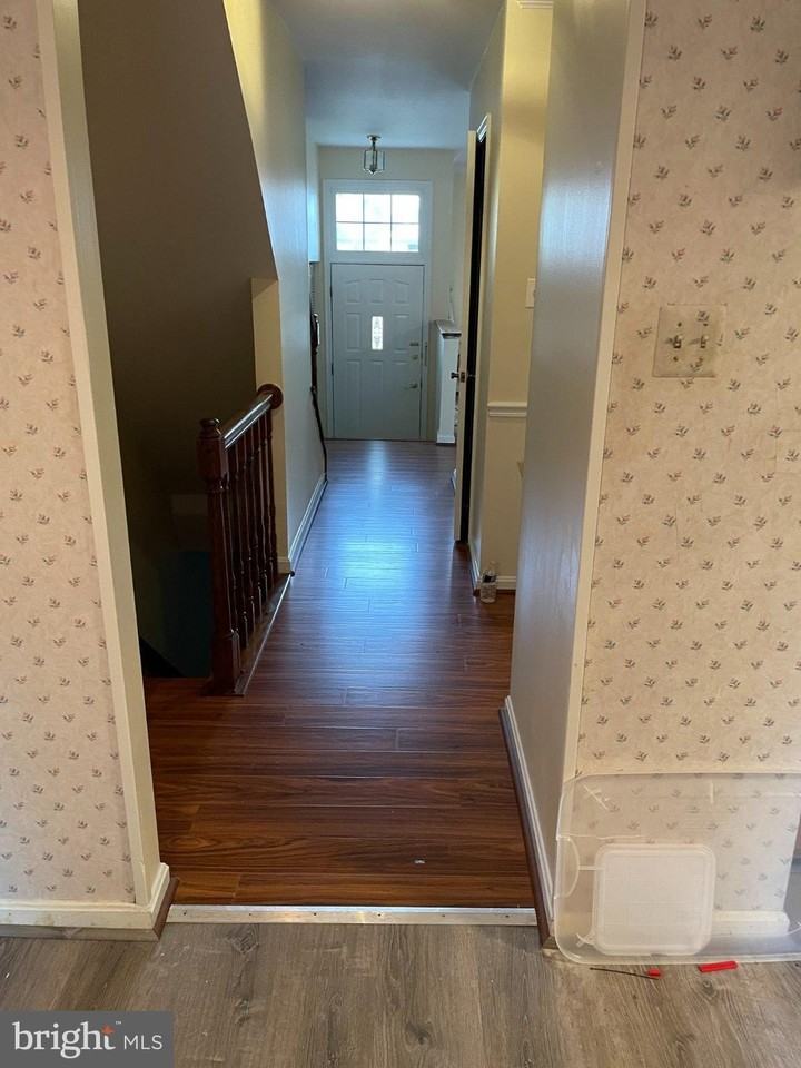 14 Walton Way - Photo 6 of 32