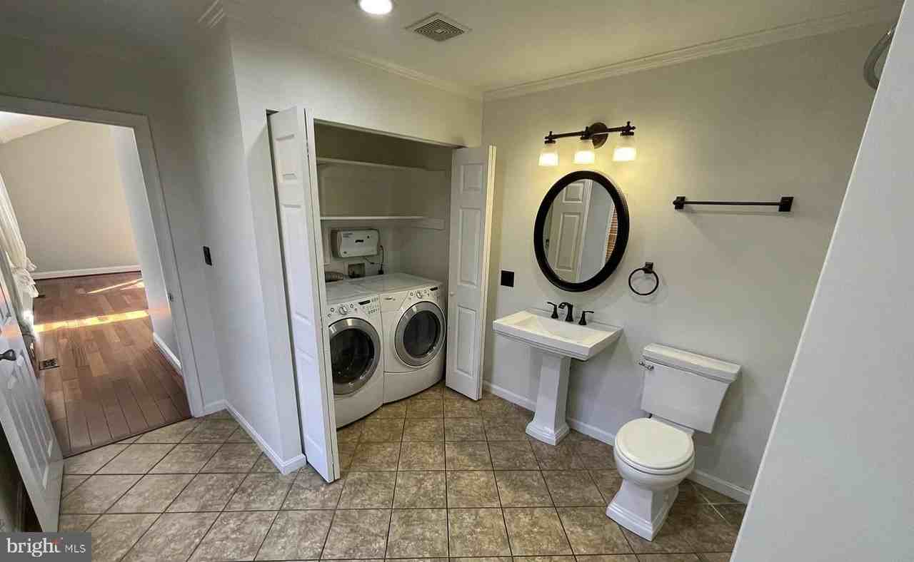 20 E George St - Photo 7 of 15