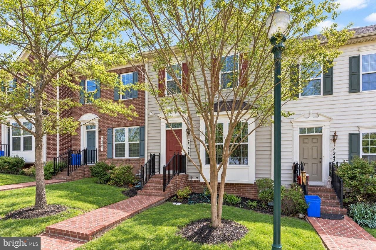23425 Forest Haven Way - Photo 3 of 40