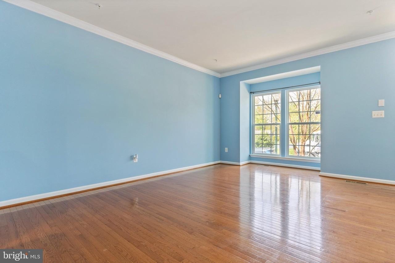 23425 Forest Haven Way - Photo 7 of 40