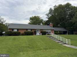 featured image of 9220 Quintana Dr