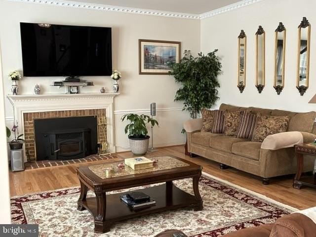 15714 Carlee Ct - Photo 4 of 12