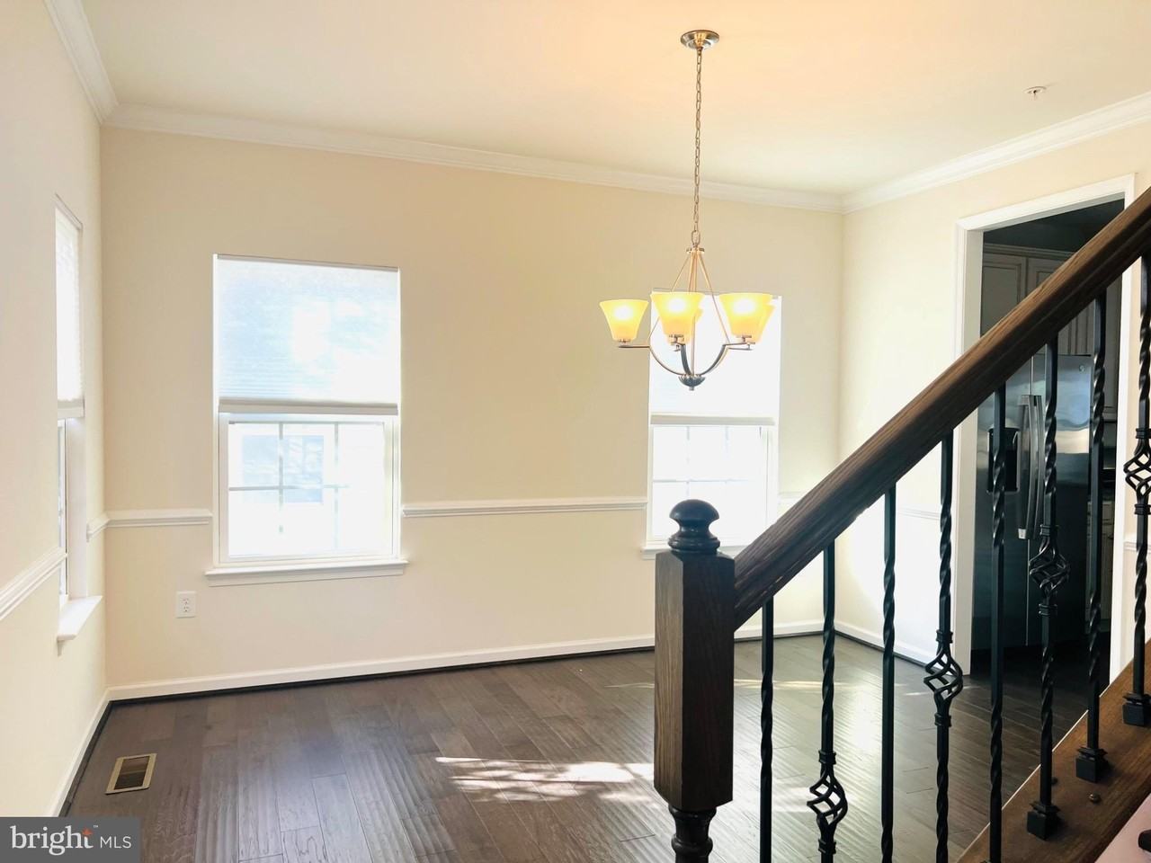 3002 Winterbourne Dr - Photo 3 of 50