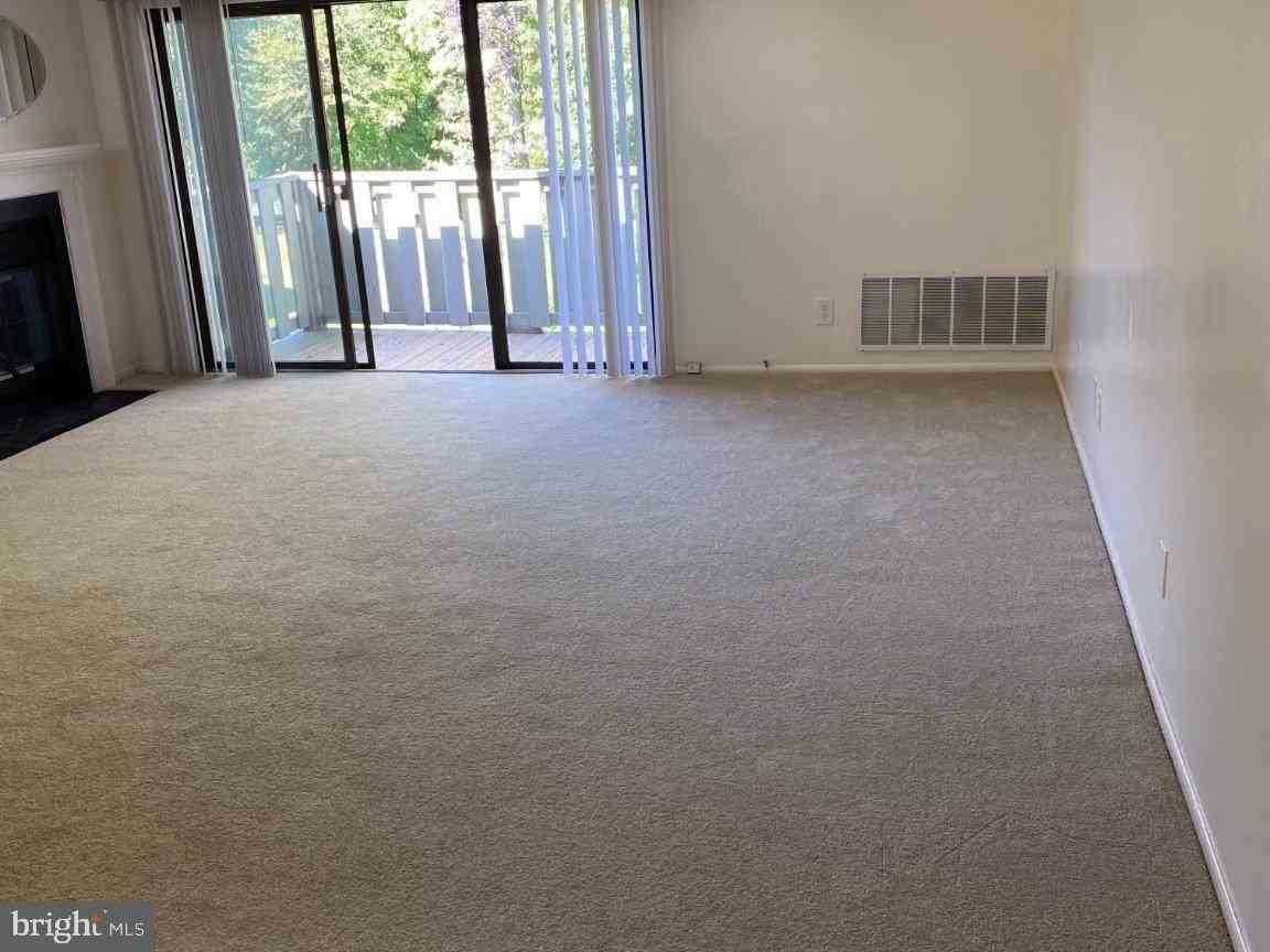 1708 Woodhollow Dr - Photo 2 of 20