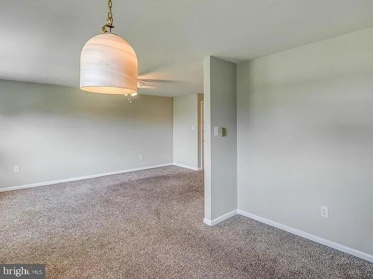 204 Warwick Rd #C - Photo 5 of 13