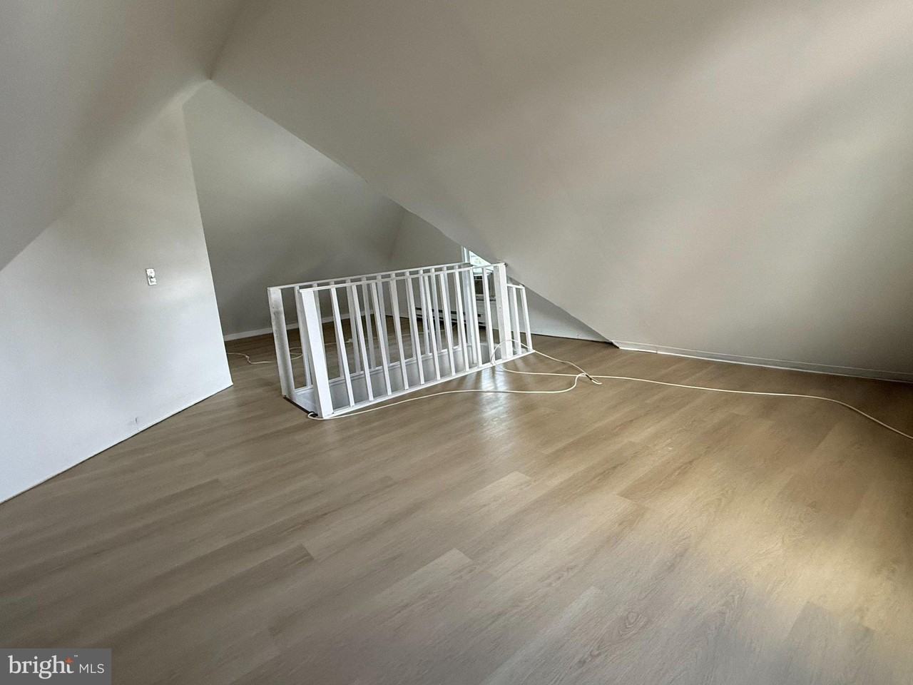 2735 Main St #4APT - Photo 7 of 8