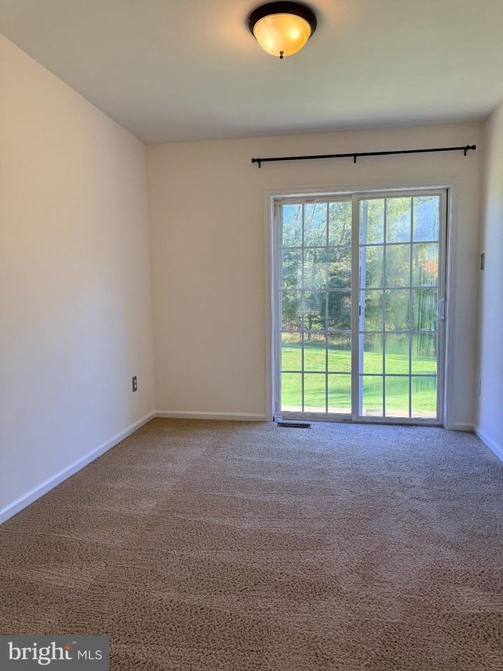 213 Fulgens Ct #224 - Photo 5 of 21