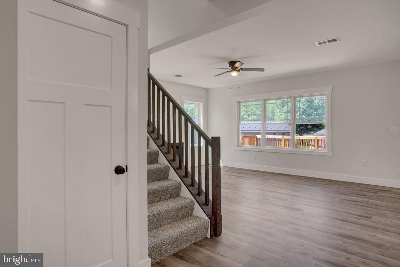 695 Karvois Ct - Photo 6 of 45