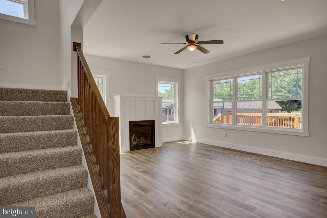 695 Karvois Ct - Photo 7 of 45