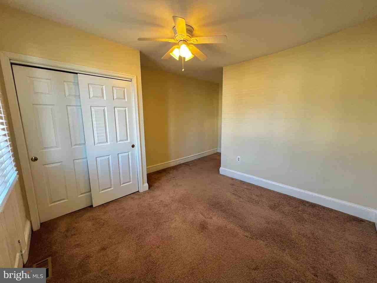 66 N Market St - Photo 3 of 10