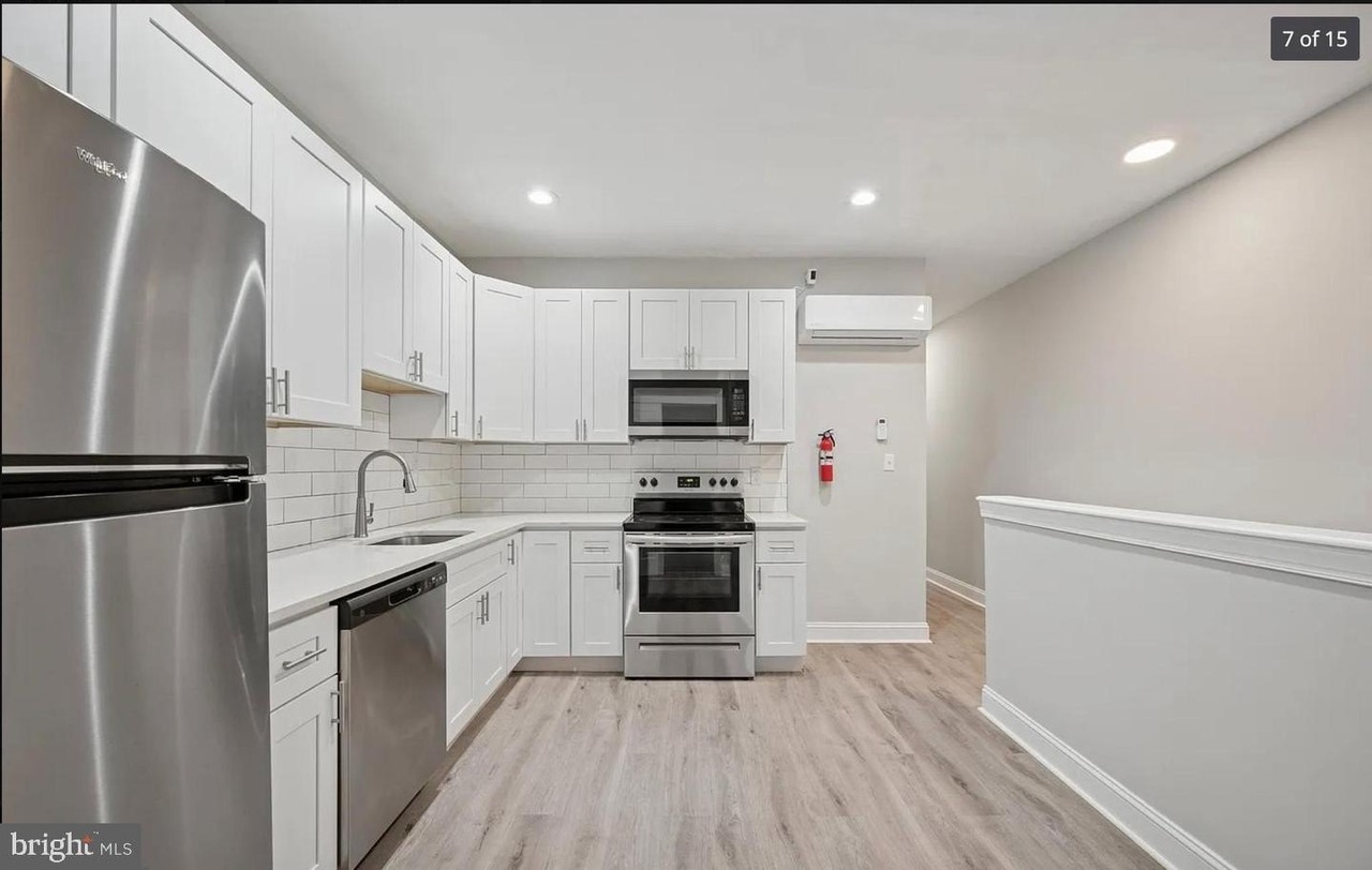 1236 W Airdrie St #B - Photo 3 of 11