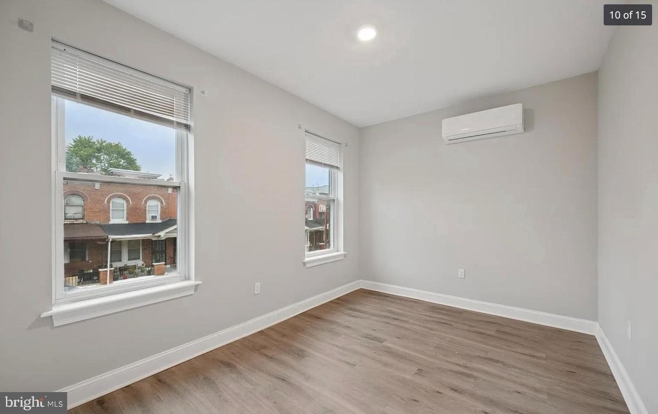 1236 W Airdrie St #B - Photo 4 of 11