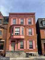 featured image of 49 S Queen St #3rdFL