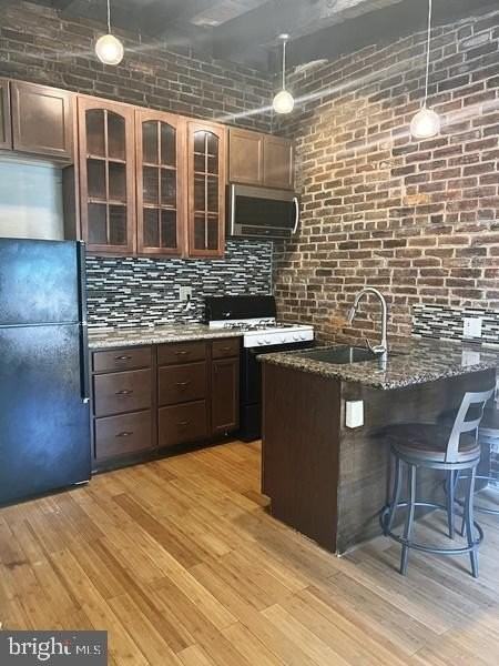 113 N Queen St #6 - Photo 3 of 5