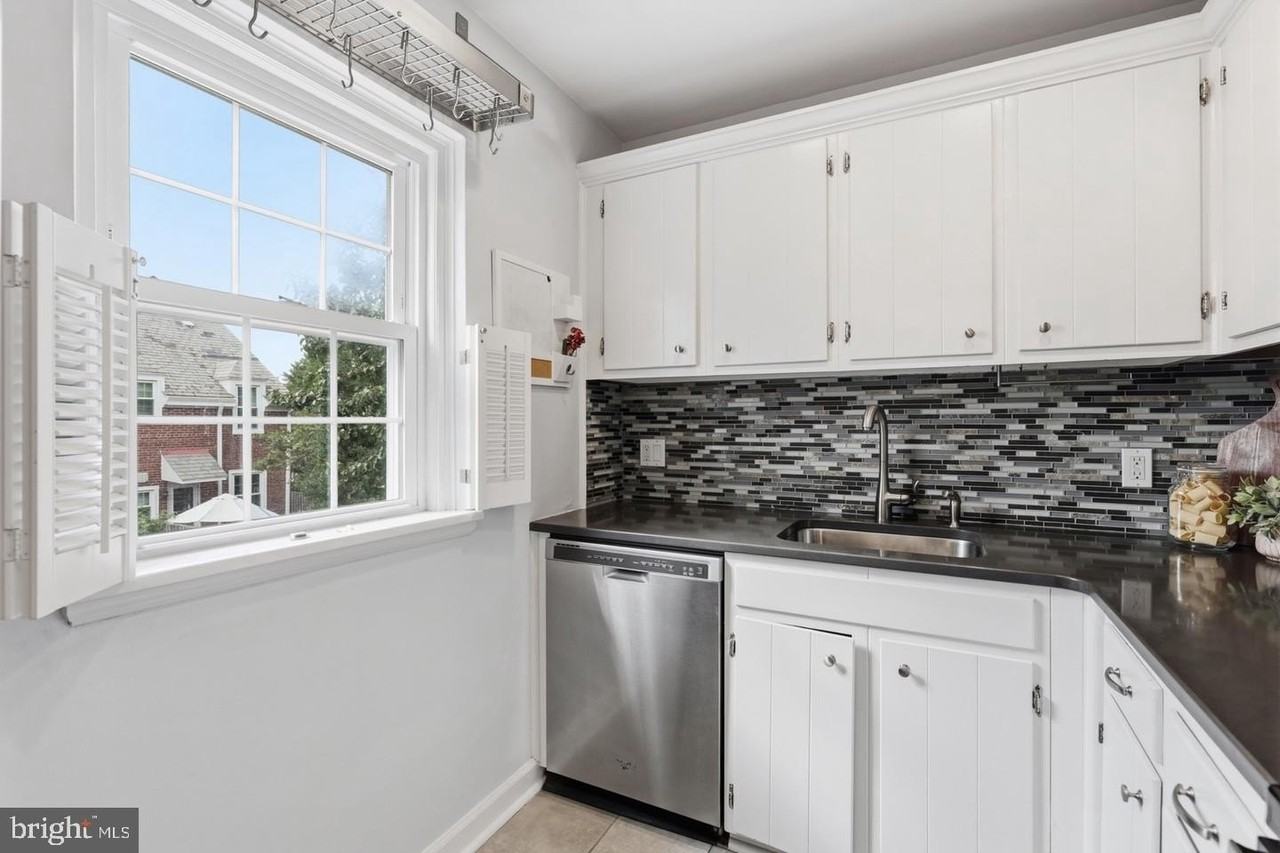 4656 34th St S #B1 - Photo 7 of 22